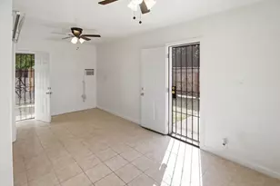 889 E 23rd St, Merced, CA 95340 - Photo 12