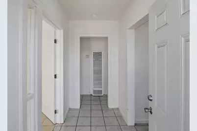 889 E 23rd Street, Merced, CA 95340 - Photo 6