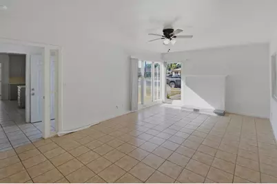 889 E 23rd Street, Merced, CA 95340 - Photo 2