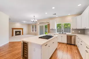 5504 Coronawood Ln, Carmichael, CA 95608 - Photo 4