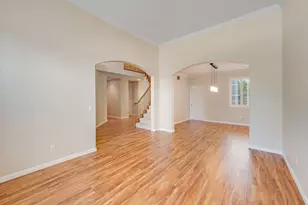 5504 Coronawood Ln, Carmichael, CA 95608 - Photo 8