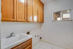 5504 Coronawood Ln, Carmichael, CA 95608 - Photo 22