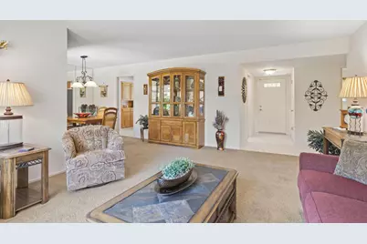 978 Greenhurst Way, Sacramento, CA 95831 - Photo 8