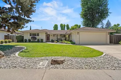 978 Greenhurst Way, Sacramento, CA 95831 - Photo 1