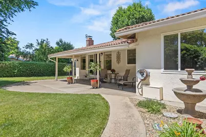 978 Greenhurst Way, Sacramento, CA 95831 - Photo 34