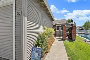 5833 Morgan Pl, Stockton, CA 95219 - Photo 6