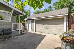 4901 V St, Sacramento, CA 95817 - Photo 28