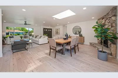 945 Trestle Glen Way, Sacramento, CA 95831 - Photo 14
