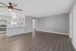 2424 W Fairview Ct, Visalia, CA 93277 - Photo 22