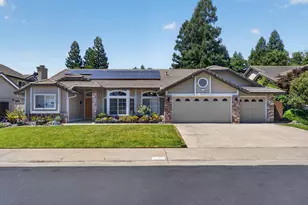 9492 Porto Rosa Dr, Elk Grove, CA 95624 - Photo 2