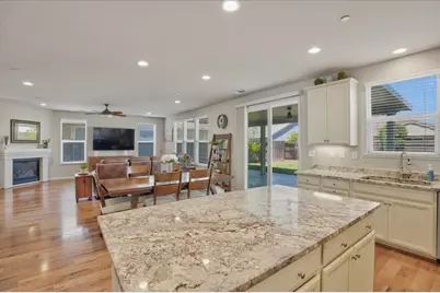 6409 Garland Way, Roseville, CA 95747 - Photo 12