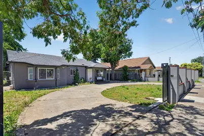 7524 Fruitridge Road, Sacramento, CA 95820 - Photo 2