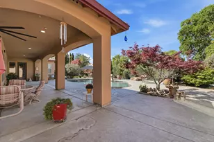 10717 Goldsborough Cir, Oakdale, CA 95361 - Photo 46