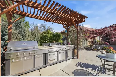 10717 Goldsborough Circle, Oakdale, CA 95361 - Photo 48