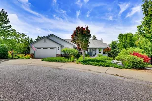 970 Morgan Ranch Dr, Grass Valley, CA 95945 - Photo 2