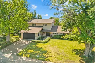 5249 Diablo Dr, Sacramento, CA 95842 - Photo 1