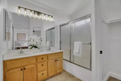13668 Autumnwood Avenue, Lathrop, CA 95330 - Photo 20
