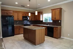 2887 San Niccolo Dr, Yuba City, CA 95993 - Photo 2