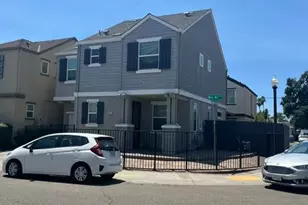 2471 Ben Ali Wy, Sacramento, CA 95815 - Photo 2