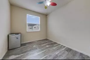 2471 Ben Ali Wy, Sacramento, CA 95815 - Photo 12