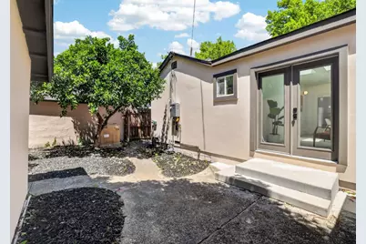 1640 9th Avenue, Sacramento, CA 95818 - Photo 40