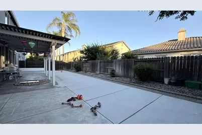 1350 Snake Creek Drive, Patterson, CA 95363 - Photo 36