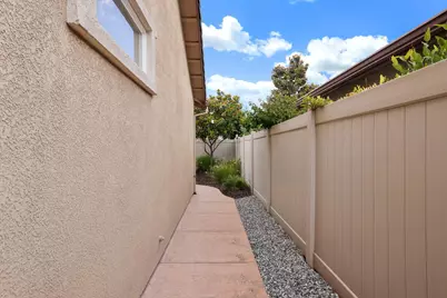 2415 Plumcreek Lane, Manteca, CA 95336 - Photo 34