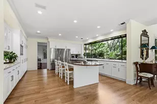 11473 Huntington Village Ln, Gold River, CA 95670 - Photo 16