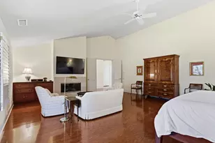 11473 Huntington Village Ln, Gold River, CA 95670 - Photo 32