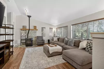 5621 Daisy Circle, Pollock Pines, CA 95726 - Photo 2