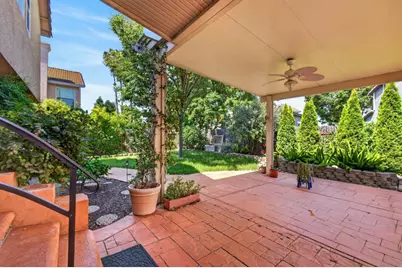 8758 Freesia Drive, Elk Grove, CA 95624 - Photo 52