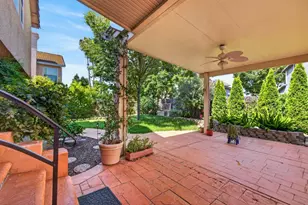 8758 Freesia Dr, Elk Grove, CA 95624 - Photo 52