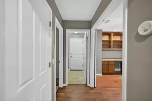 8758 Freesia Dr, Elk Grove, CA 95624 - Photo 26