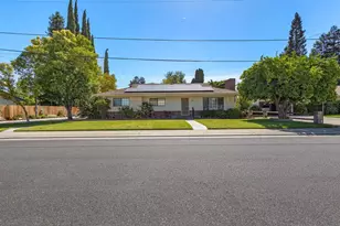 1604 Walnut Ave, Escalon, CA 95320 - Photo 4