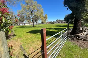 14076 Saradale Ln, Galt, CA 95632 - Photo 26