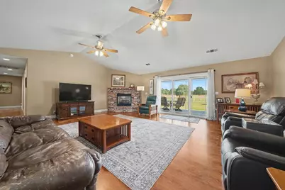 7153 Elizabeth Court, Valley Springs, CA 95252 - Photo 2