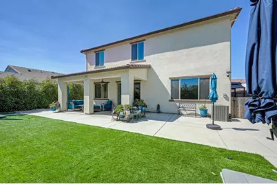 9704 Tangelo Circle, Elk Grove, CA 95624 - Photo 48