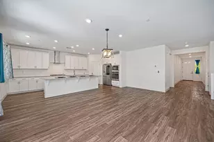 9704 Tangelo Cir, Elk Grove, CA 95624 - Photo 10