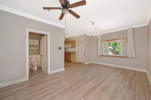 2224 17th St, Sacramento, CA 95818 - Photo 6