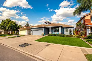 4581 Magnolia Dr, Turlock, CA 95382 - Photo 2