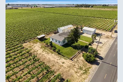 15661 Curry Avenue, Lodi, CA 95240 - Photo 54
