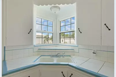 15661 Curry Avenue, Lodi, CA 95240 - Photo 14