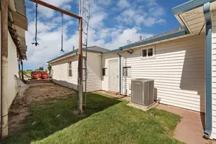 15661 Curry Ave, Lodi, CA 95240 - Photo 34