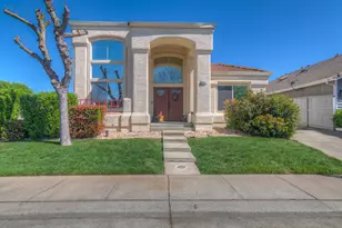 9351 Lufkin Way, Elk Grove, CA 95758 - Photo 2