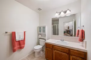 2693 E Lester Ave, Fresno, CA 93720 - Photo 18