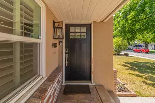 4913 Helen Wy, Sacramento, CA 95822 - Photo 4