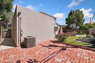 1162 Oxford Way, Stockton, CA 95204 - Photo 40