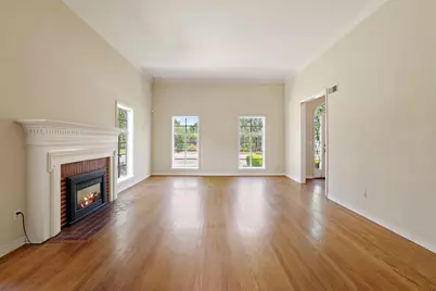 1162 Oxford Way, Stockton, CA 95204 - Photo 8