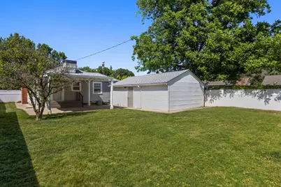 7020 18th Avenue, Sacramento, CA 95820 - Photo 26