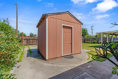 1826 Monticello Avenue, Modesto, CA 95350 - Photo 24